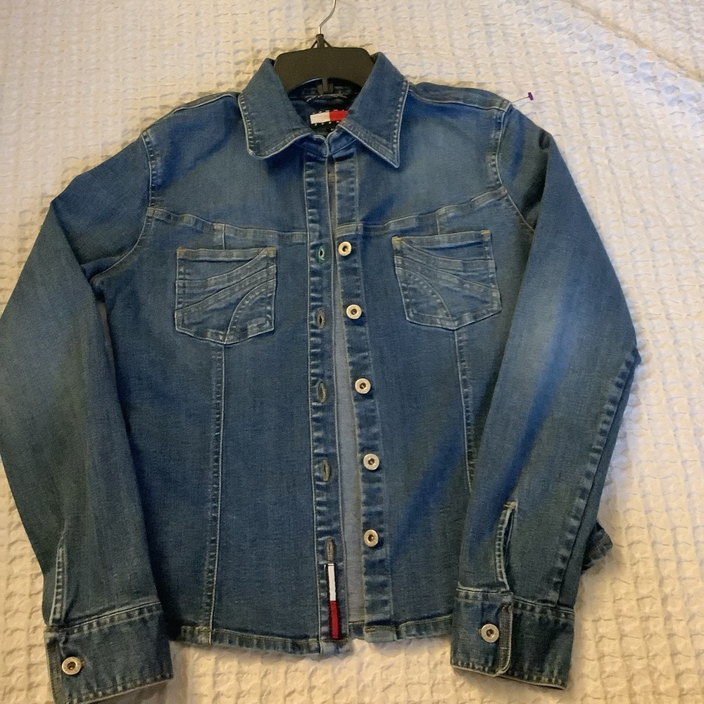 Tommy Hilfiger blue washed denim shirt/ jacket Size Medium - Picture 1 of 14